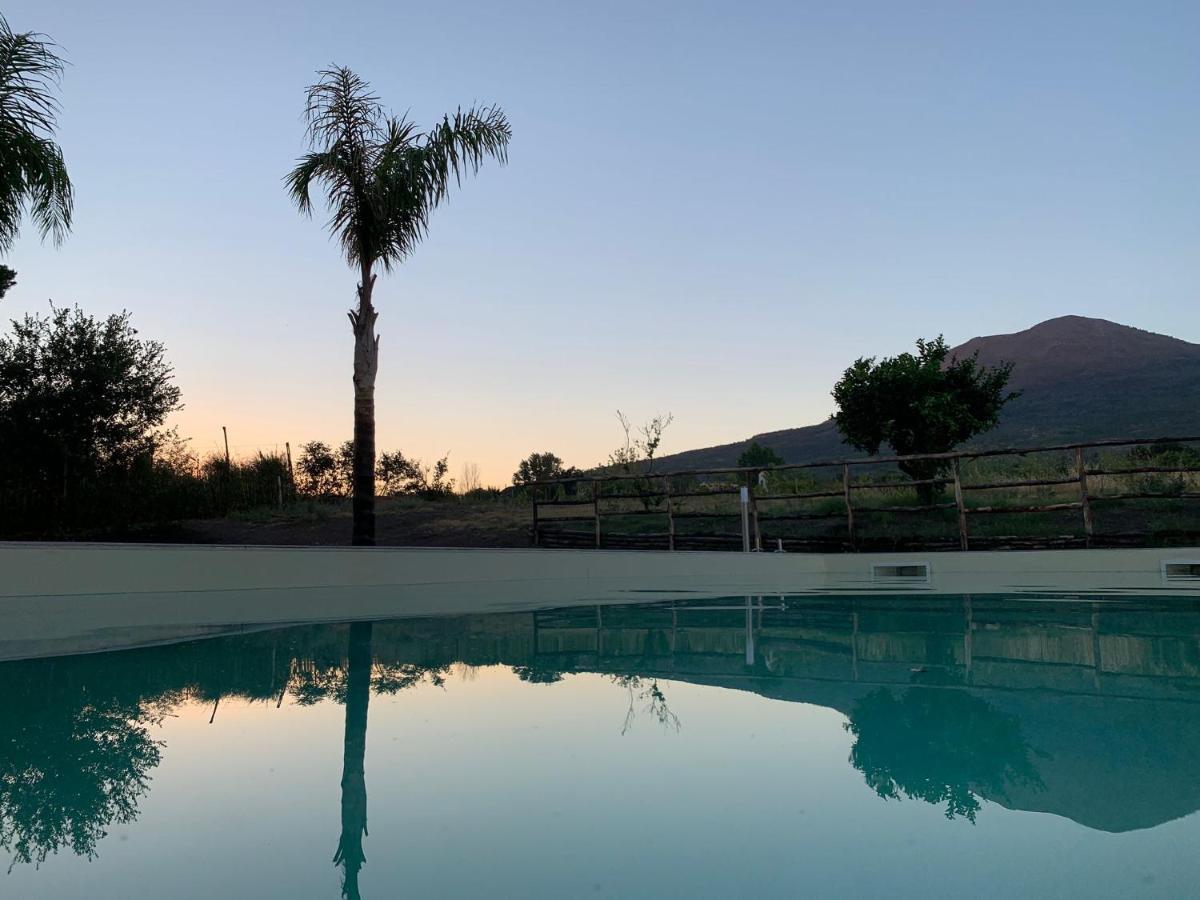 Vesuvio Casa de Charme Bed and Breakfast Trecase Exterior foto